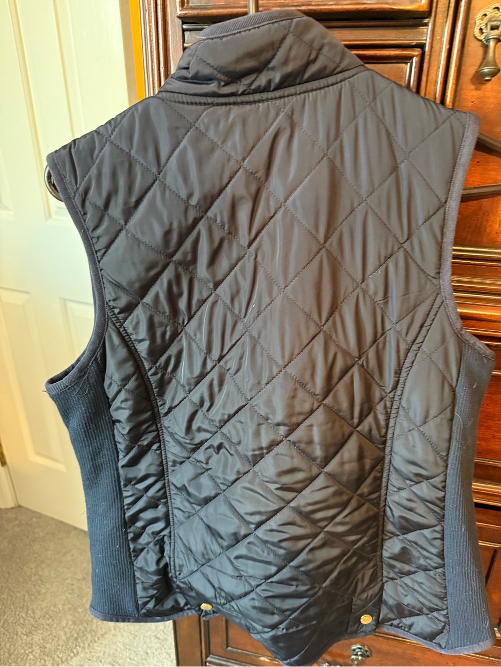 British Khaki Quilted Navy Sleeveless Vest with Gold-Tone Snaps size Med - Picture 3 of 3